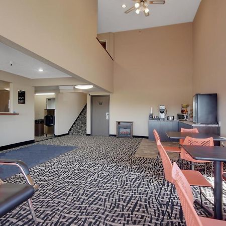 Americas Quality Inn & Suites - Finlayson Extérieur photo