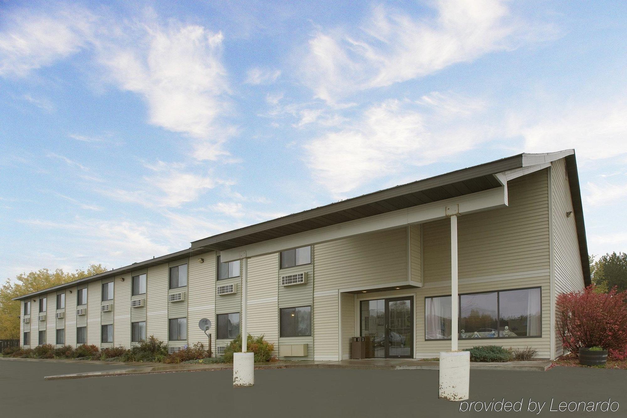 Americas Quality Inn & Suites - Finlayson Extérieur photo