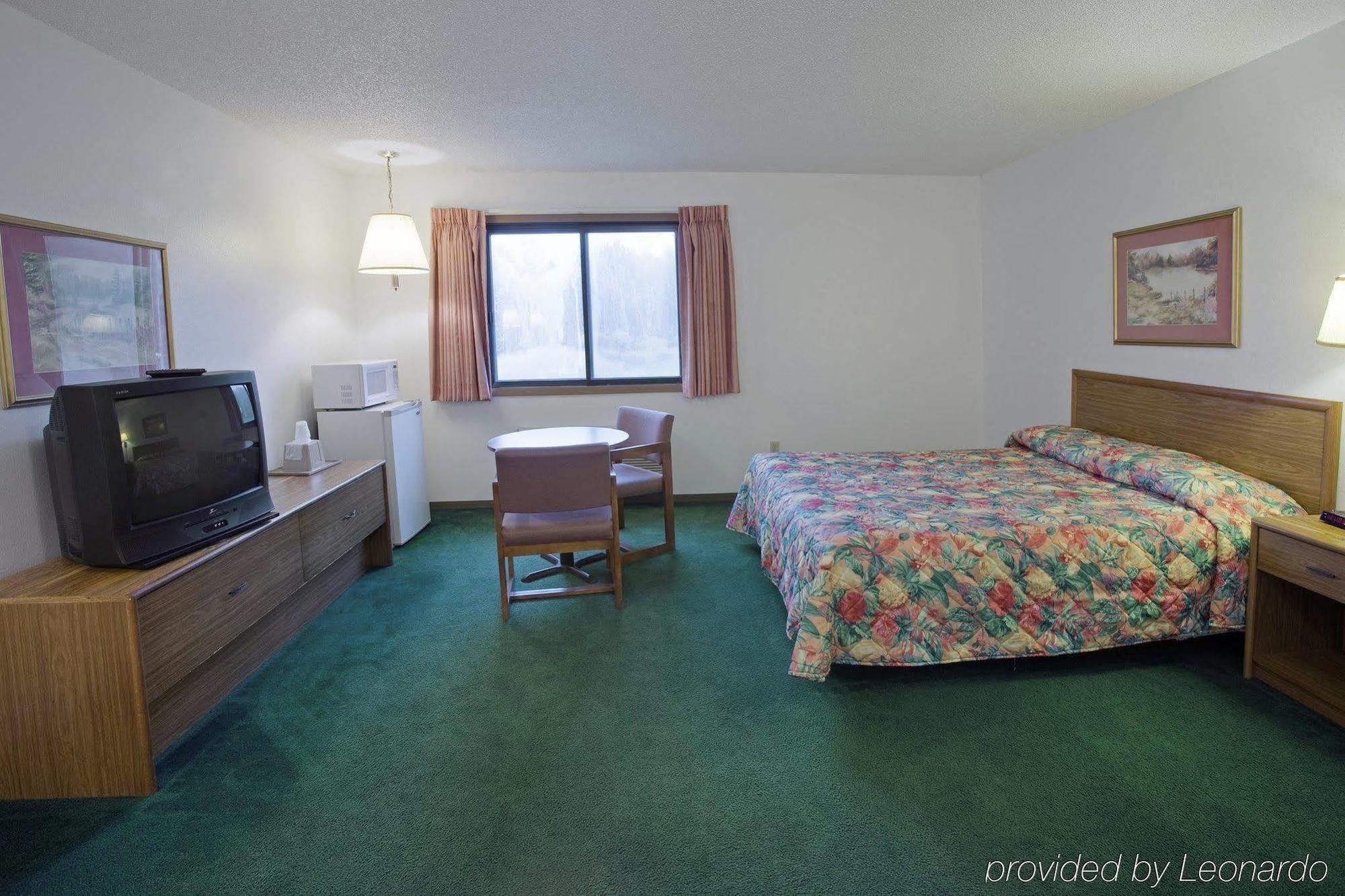 Americas Quality Inn & Suites - Finlayson Extérieur photo