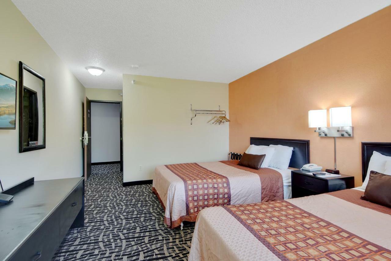 Americas Quality Inn & Suites - Finlayson Extérieur photo